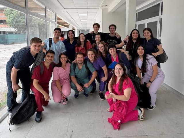 Nuevos profesionales de la carrera de Medicina