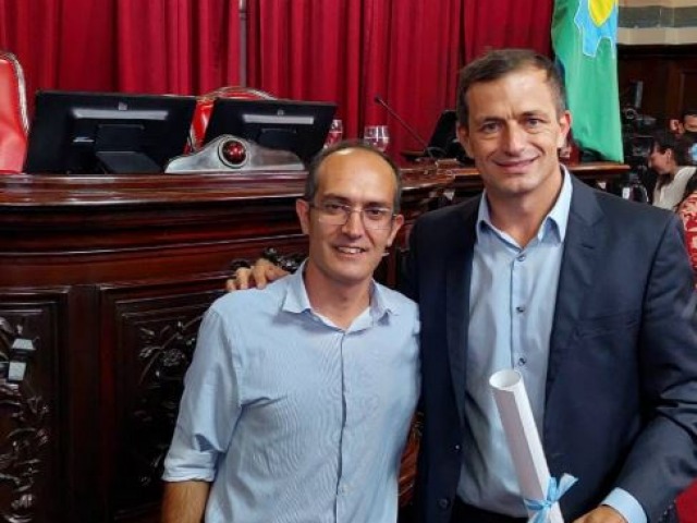 Marcos Pisano deja la intendencia de Bolvar y lo reemplaza Bucca