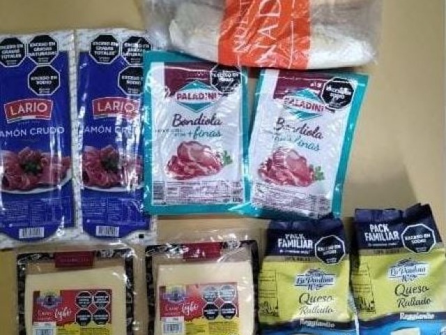 Rob pan y fiambre en un hiper, lo vieron y lo atraparon