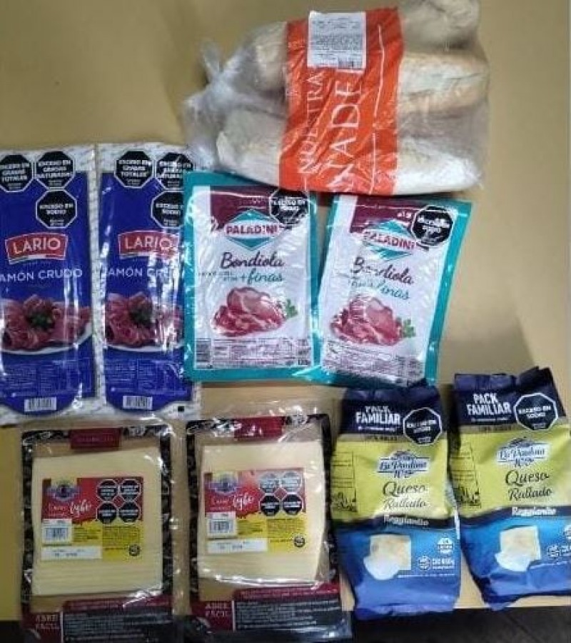 Rob pan y fiambre en un hiper, lo vieron y lo atraparon