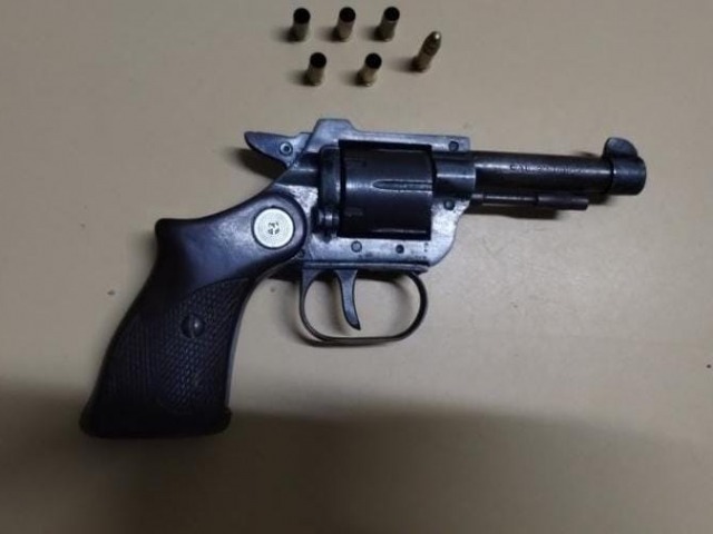 Dos menores aprehendidos con un arma tras un episodio de violencia