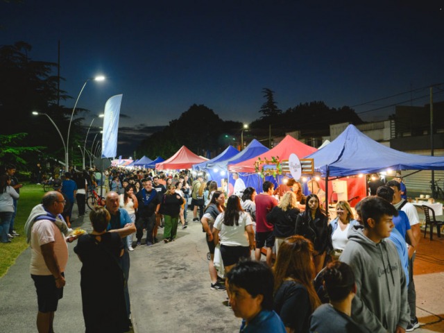 Abri la inscripcin para ser parte del Atardecer de Feria Navideo