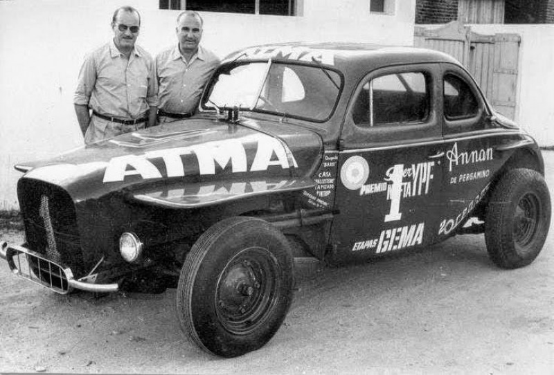Monumento por los 60 aos del ltimo ttulo de los Emiliozzi