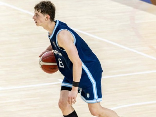 Buen debut de Gonzalo Aman en el Sudamericano U17 de bsquet