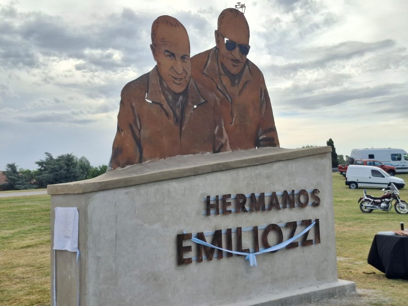 Con el rugir de La Galera, Olavarr�a homenaje� a los Hermanos Emiliozzi