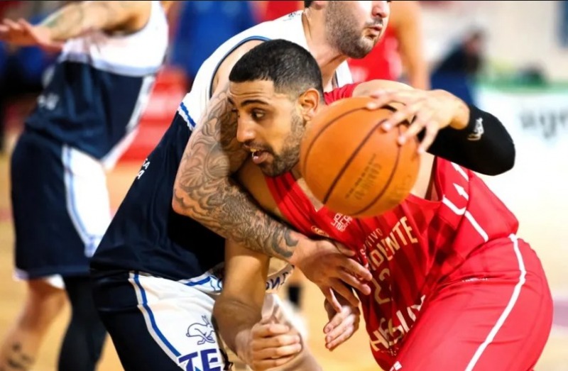 El Deportivo Viedma incorpor� a Jeffrey Merchant