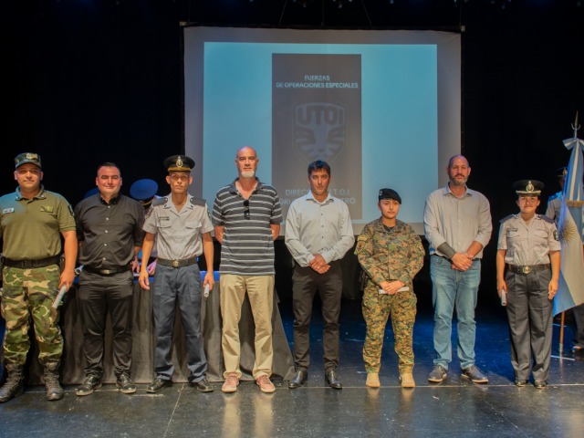 Acto por el 204� Aniversario de la Polic�a Bonaerense