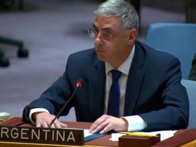 Es olavarriense el diplom�tico que fij� la posici�n argentina en la ONU