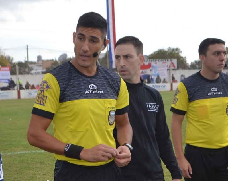 Cristian Rubiano de Santa Rosa arbitrar� Racing - Deportivo Norte