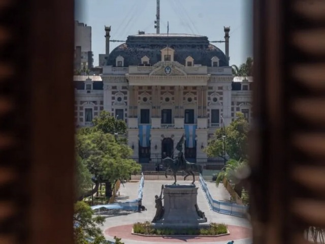 La Provincia recibir� este martes a estatales, docentes y judiciales