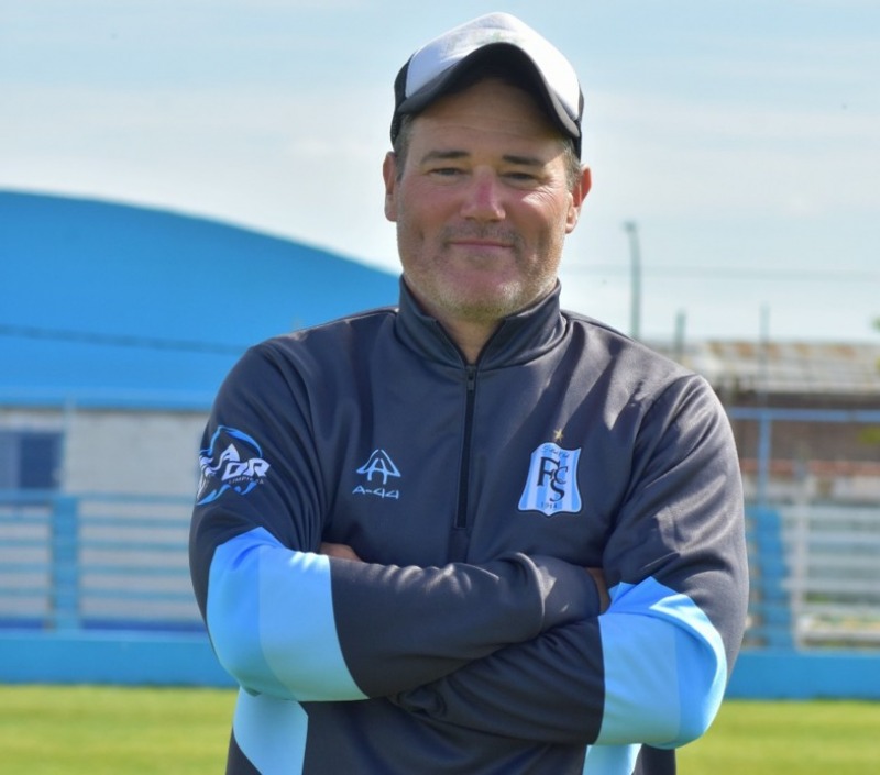 Rub�n �Lolo� Istillarte es el nuevo entrenador de Ferro