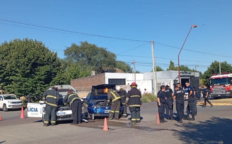 Violento choque de un patrullero frente a la ex Enet