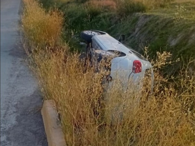 Espectacular accidente en la prolongaci�n sur de Rivadavia