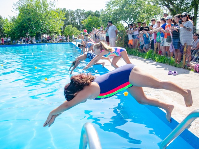 Con un gran marco se realiz� el segundo encuentro de nataci�n