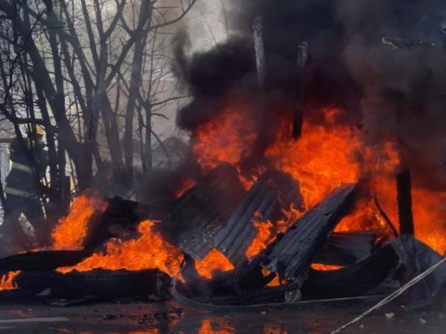 El verano no da tregua: otra salida de Bomberos este mediod�a