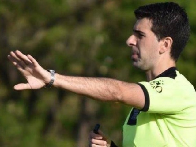 Juan Nebbietti, el �rbitro de Racing � Atl�tico