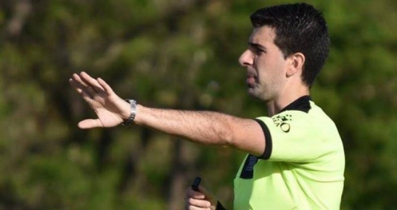 Juan Nebbietti, el �rbitro de Racing � Atl�tico