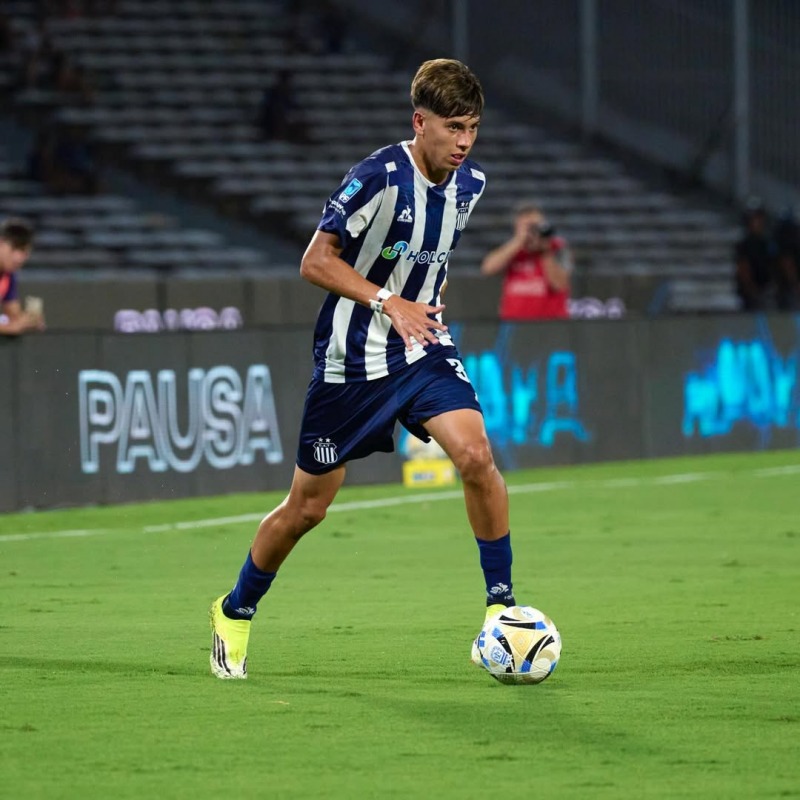 Corr�a en el Buglione, la descosi� toda en su debut en Primera