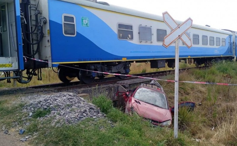 Falleci� un vecino de La Madrid al chocar con un tren