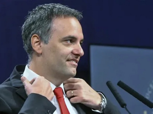 Adorni fue nombrado director de YPF en representaci�n del Estado