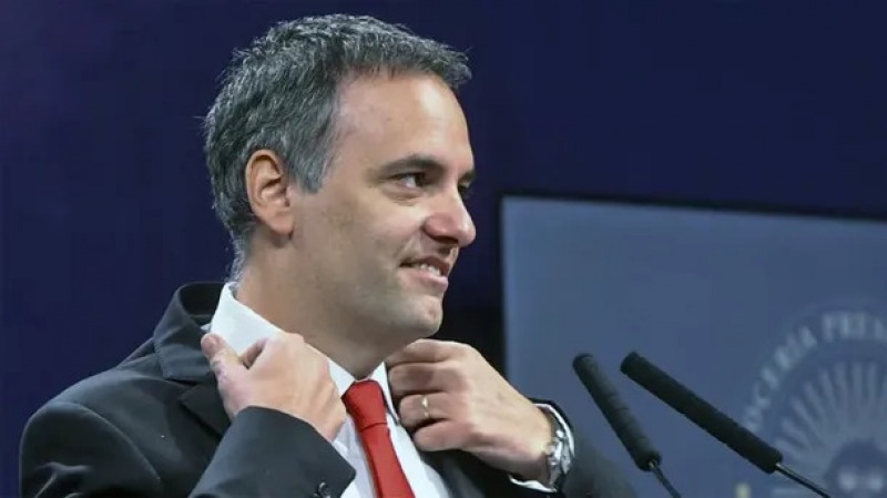 Adorni fue nombrado director de YPF en representaci�n del Estado