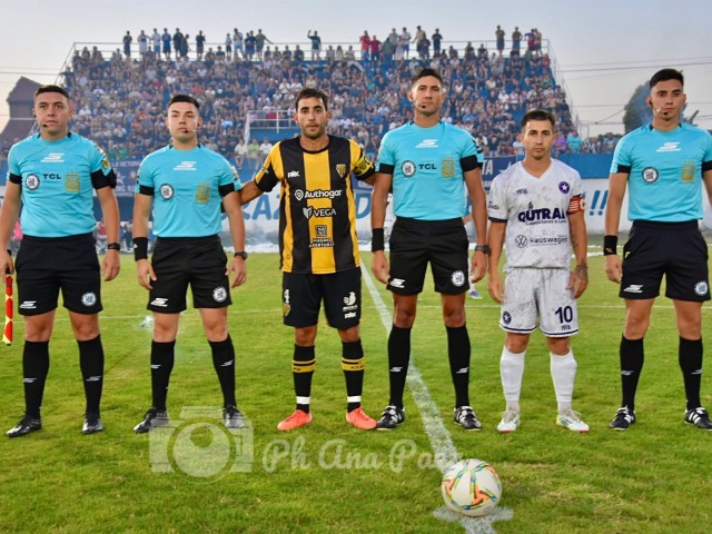 Muri� un �rbitro en un accidente tras una final del Regional