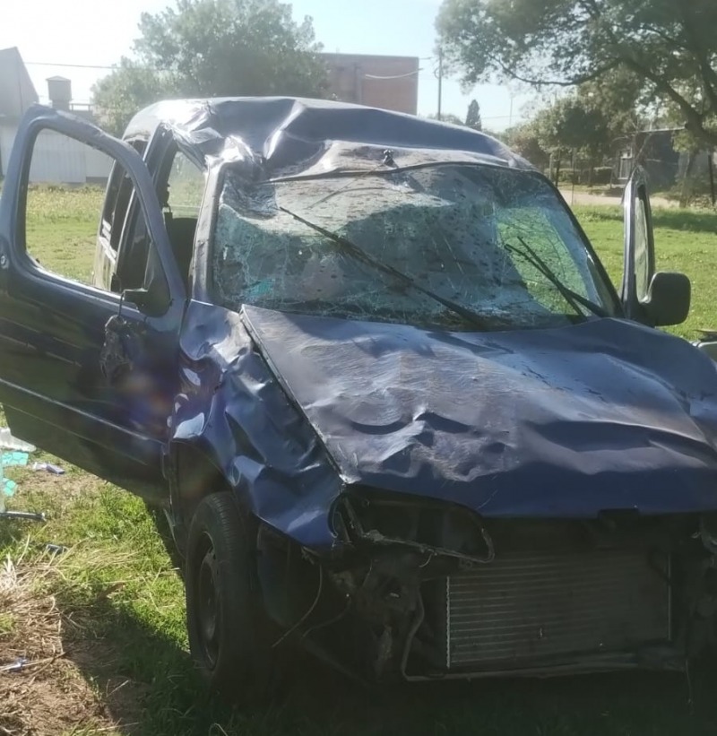 Ciclistas olavarrienses sufrieron un vuelco camino a San Juan