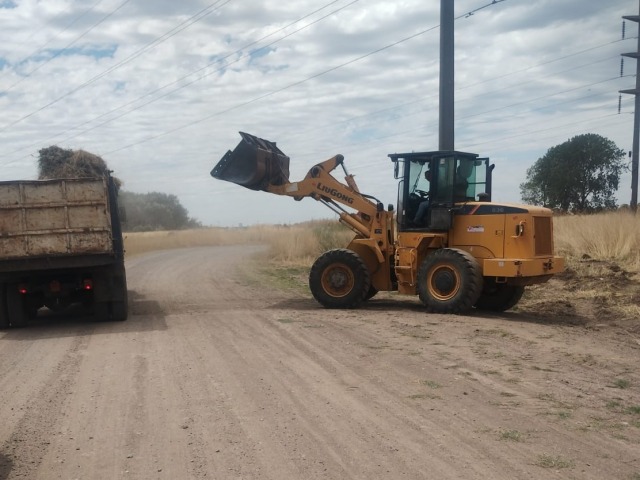 Realizaron limpieza y mantenimiento de caminos en localidades