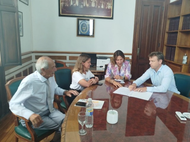 Wesner gestion� un plan de viviendas para personal policial