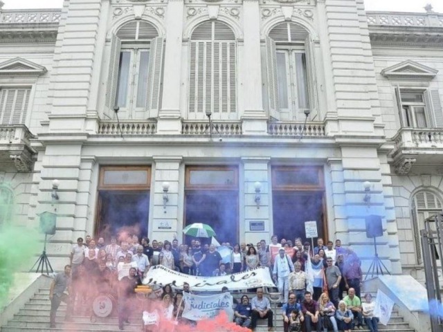 Paritarias bonaerenses: los judiciales confirmaron el paro