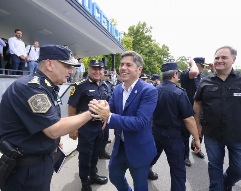 Provincia acord� un 11% de aumento salarial para la Polic�a