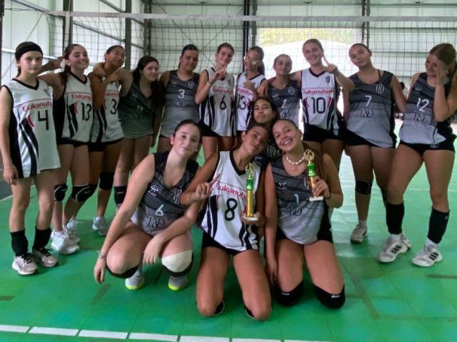 Estudiantes domin� el arranque promocional de la AOV