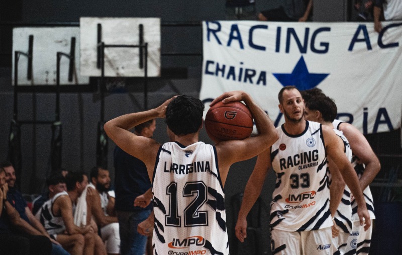 Derrota de Racing en el inicio de la gira pampeana
