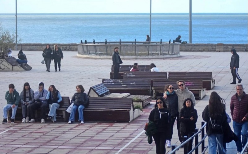 Creci� el turismo en Semana Santa, pero cay� el consumo