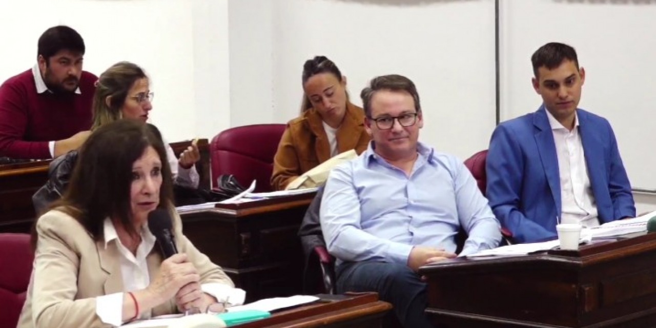 Desopilante: Lascano y Casamayor se echaron en cara sus camionetas