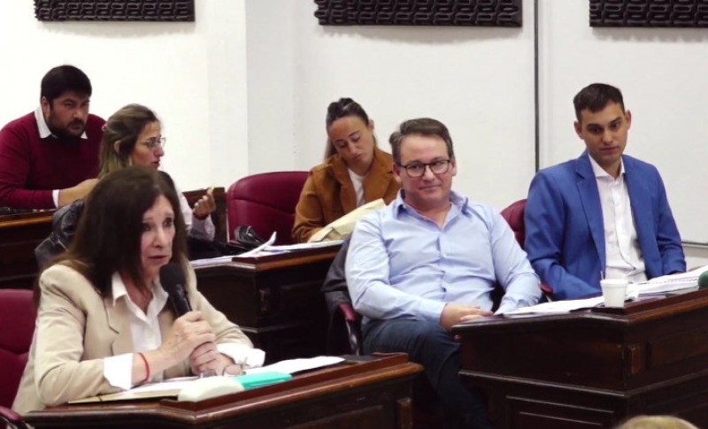 Desopilante: Lascano y Casamayor se echaron en cara sus camionetas