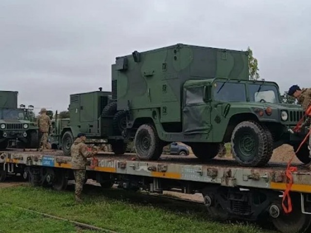 Una formaci�n con material militar pasar� por Olavarr�a