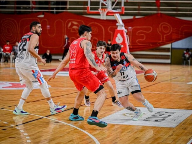 El Viedma de Jeffrey Mechant baj� al �1� de la Liga Argentina