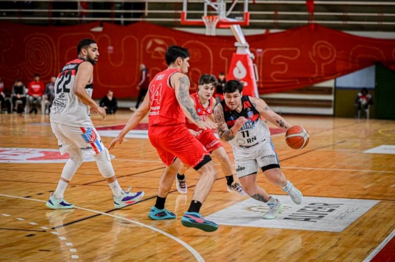 El Viedma de Jeffrey Mechant baj� al �1� de la Liga Argentina