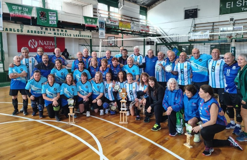 Diamantes de Mendoza se qued� con el Nacional de newcom