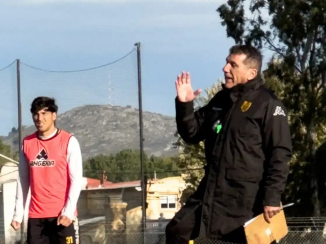 El ex Ferro Luis Mur�a inici� su segundo ciclo en Santamarina