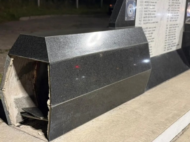 Vandalizaron el memorial central que recuerda al ARA San Juan