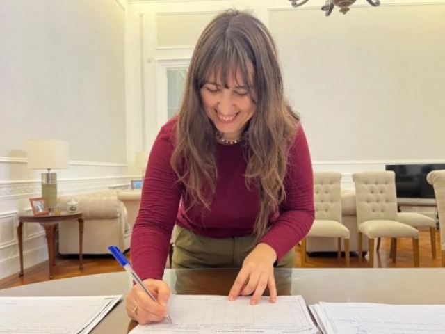 Comisiones del Senado bonaerense: d�nde qued� Evelyn D�az