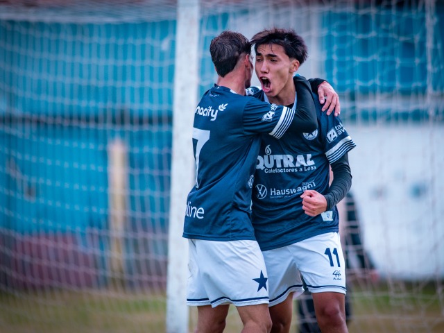 Goleada contundente de Racing para avanzar a cuartos