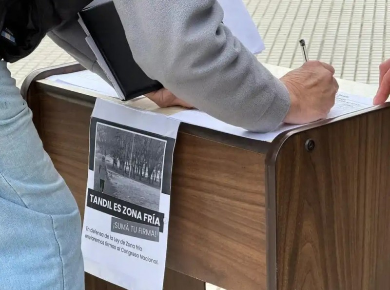 Miles de tandilenses firmaron para defender la continuidad de la Zona Fr�a
