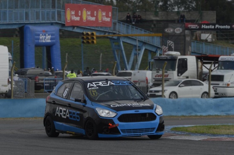 Spinella gan� en Rosario y Pezzucchi volvi� al podio