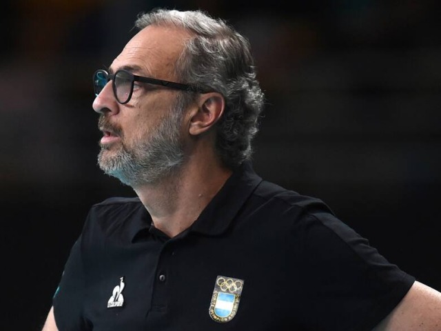 Muri� Daniel Castellani, una leyenda del v�ley argentino