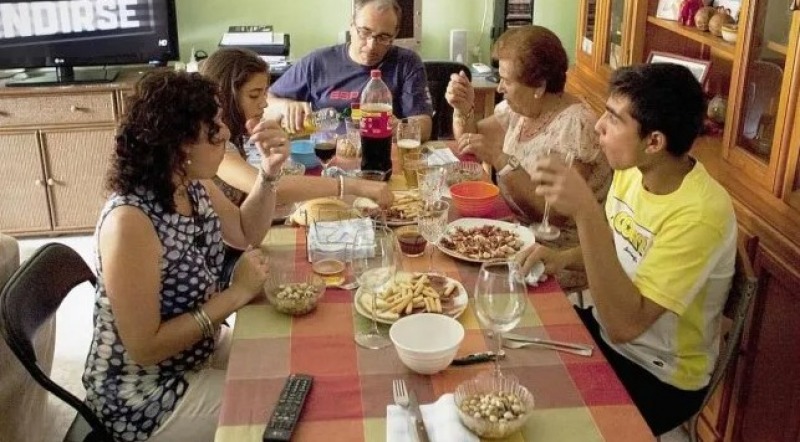 M�s de la mitad de los argentinos se percibe de clase baja
