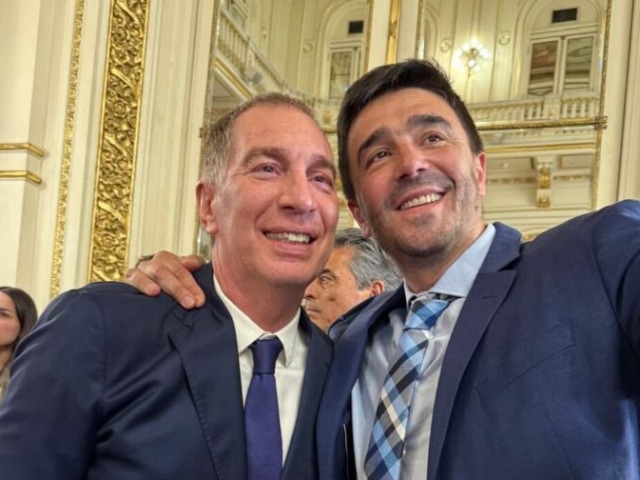 Galli, de la mano de Santilli, sigue en el Gobierno nacional