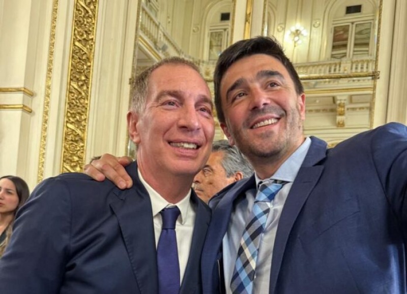 Galli, de la mano de Santilli, sigue en el Gobierno nacional